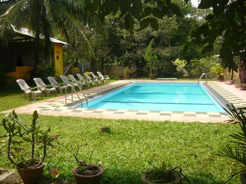 Sunrise Holiday Resort Habarana Luaran gambar